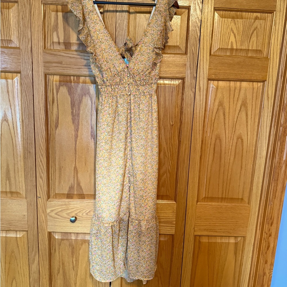 ASTR Floral Midi Dress with Tie Back & Buttons Bryna